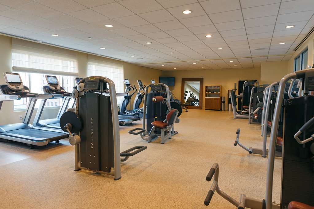Hilton Vancouver Metrotown 4*